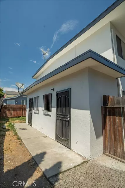 Long Beach, CA 90802,615 Cerritos Avenue