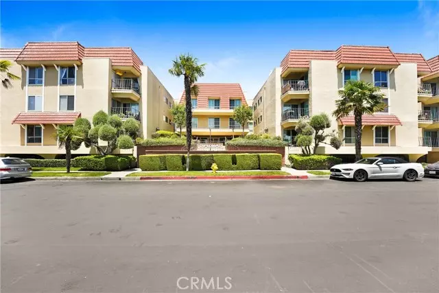5845 Doverwood Drive #306, Culver City, CA 90230