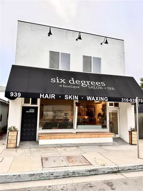 Manhattan Beach, CA 90266,939 Manhattan Beach Boulevard