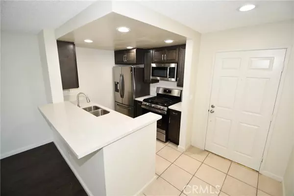 Los Angeles, CA 90066,11852 Washington Place #7