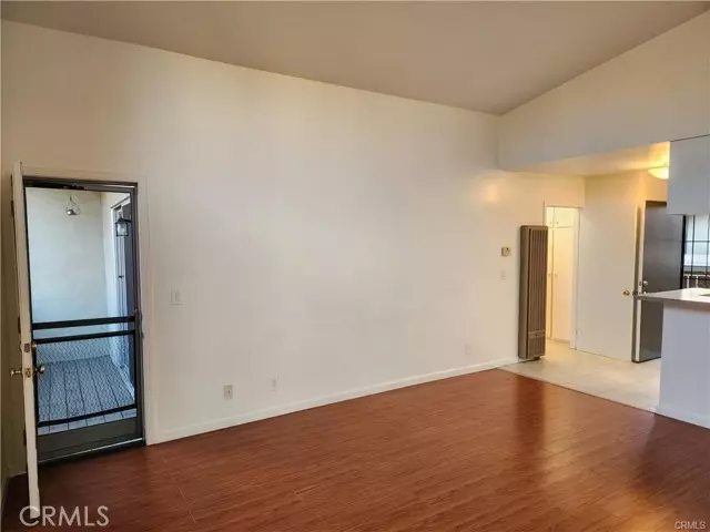 Torrance, CA 90502,23302 Sesame Street #15C