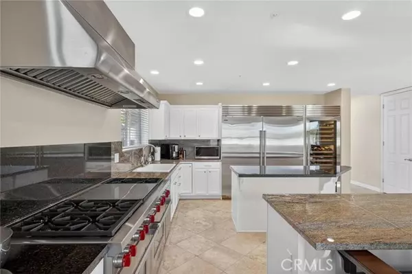 Manhattan Beach, CA 90266,201 Haley Way