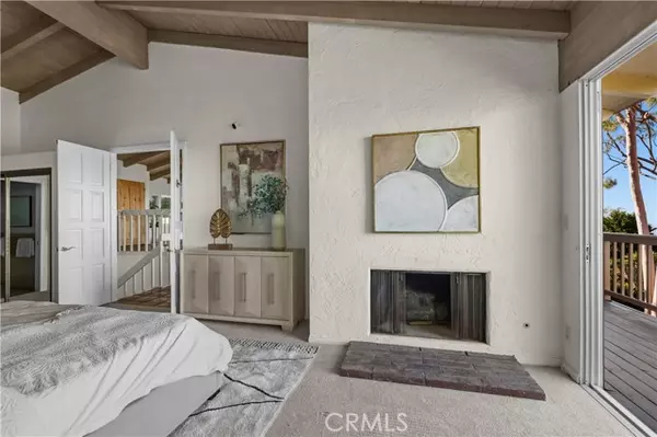 Palos Verdes Estates, CA 90274,1308 Via Coronel