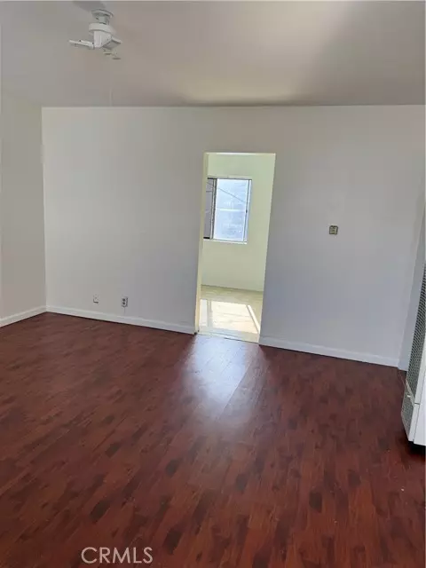 11243 S Mariposa Avenue #1, Los Angeles, CA 90044