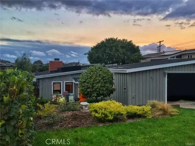 Redondo Beach, CA 90277,447 Avenue E