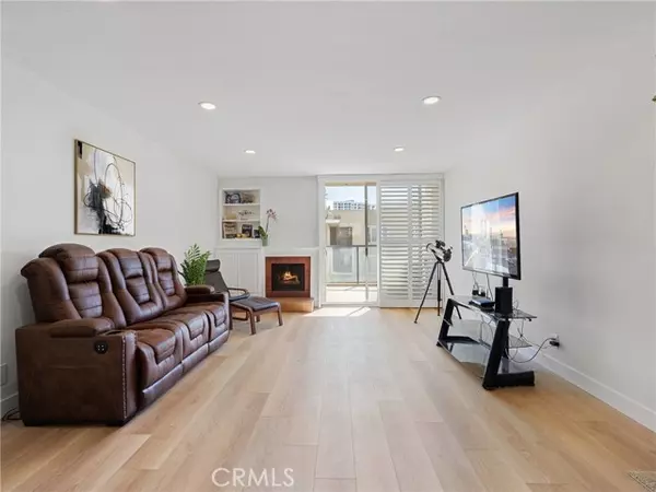 Long Beach, CA 90802,1 3rd Pl #2