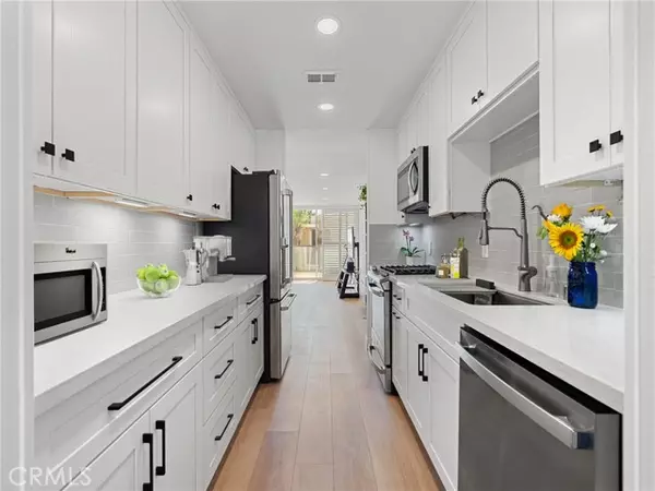 Long Beach, CA 90802,1 3rd Pl #2