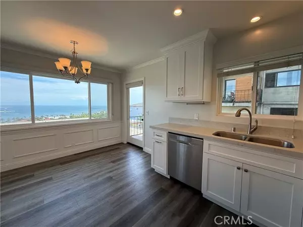 665 W 34th Street #8, San Pedro (los Angeles), CA 90731