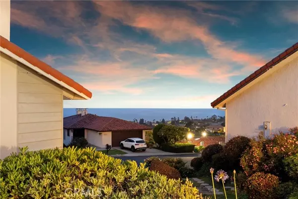 Rancho Palos Verdes, CA 90275,25 Ocean Crest Court