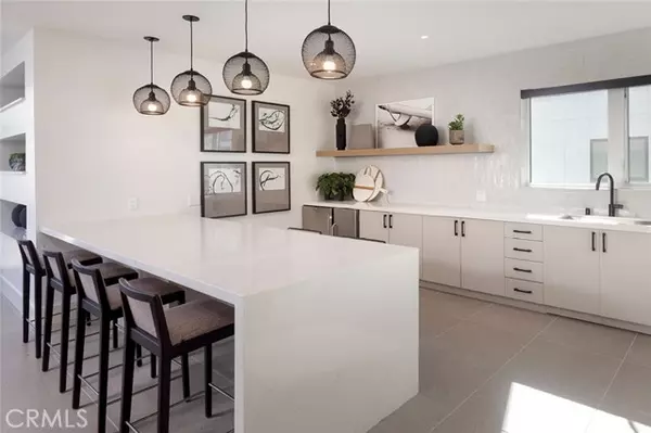 San Pedro (los Angeles), CA 90731,511 S Harbor #401