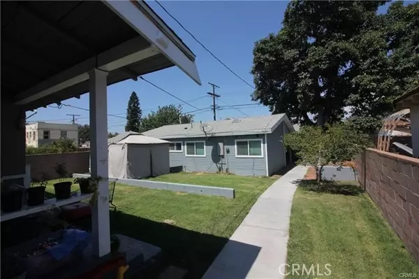 1027 W 46th Street, Los Angeles, CA 90037