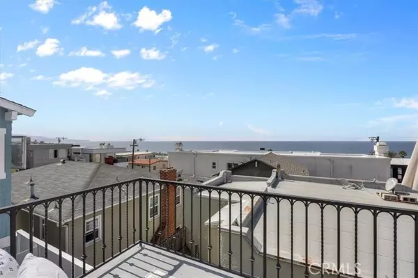 Manhattan Beach, CA 90266,228 5th Place