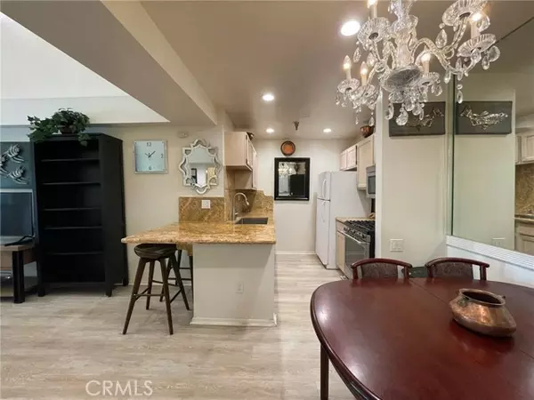 Los Angeles, CA 90024,10960 Ashton #403