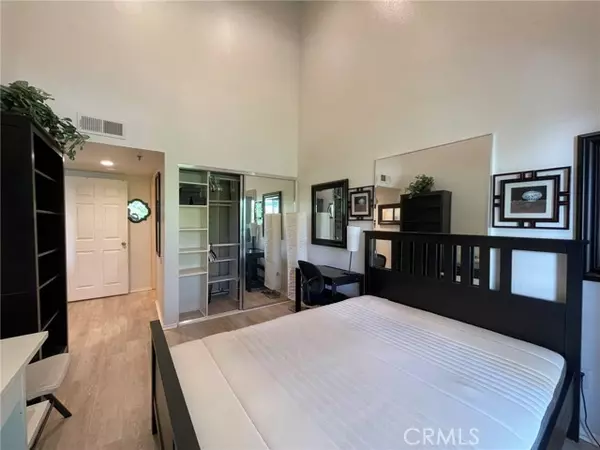 Los Angeles, CA 90024,10960 Ashton #403