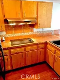 Redondo Beach, CA 90277,1007 S Catalina #106