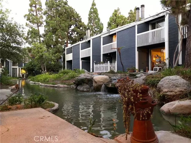 25557 Pine Creek, Wilmington (los Angeles), CA 90744