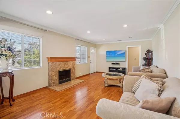 Gardena, CA 90249,2116 Marine Avenue