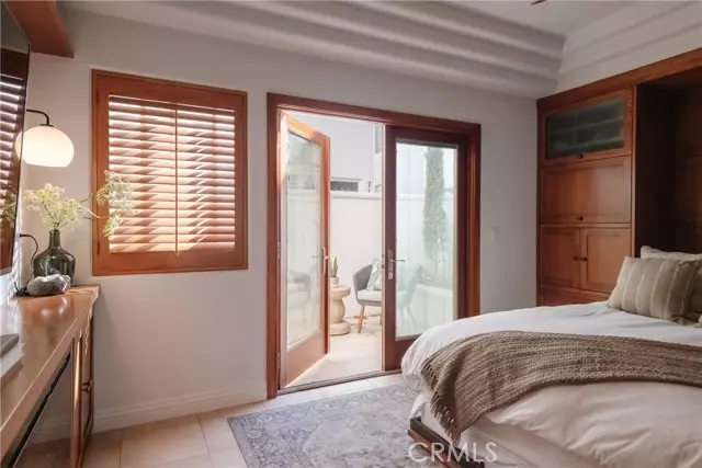 716 Manhattan Beach Blvd, Manhattan Beach, CA 90266