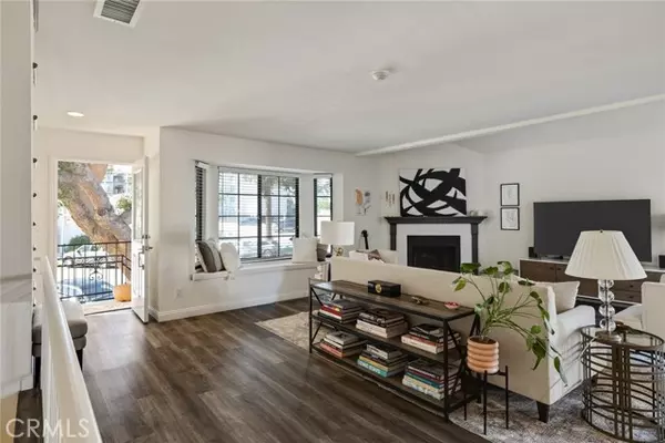 Redondo Beach, CA 90277,240 S Broadway #2