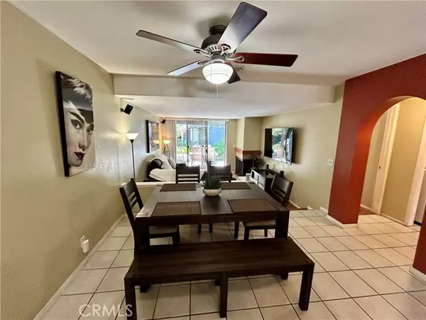 Wilmington (los Angeles), CA 90744,25307 Pine Creek