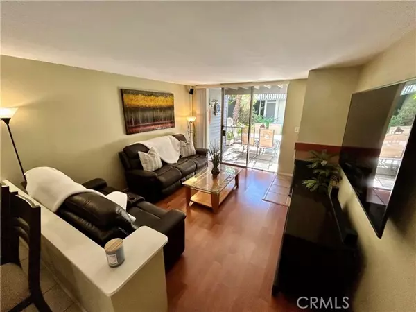 Wilmington (los Angeles), CA 90744,25307 Pine Creek