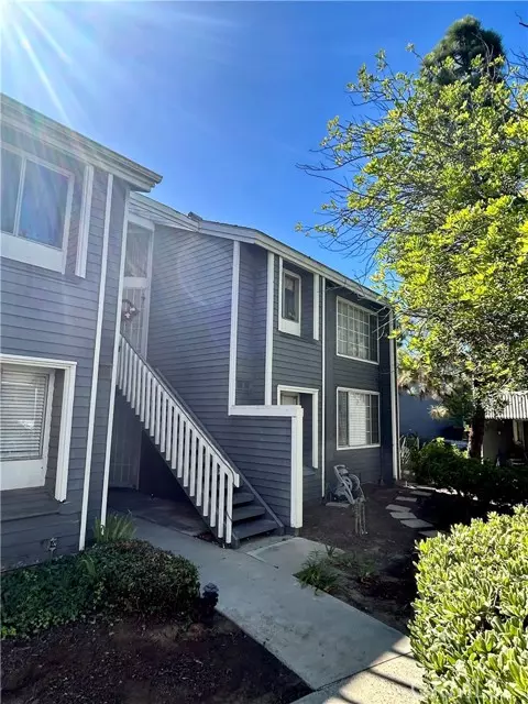 25307 Pine Creek, Wilmington (los Angeles), CA 90744