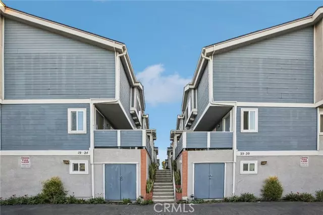 Carson, CA 90745,21901 Moneta Avenue #21