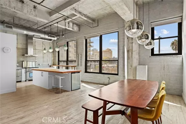 115 W 4th #203, Long Beach, CA 90802