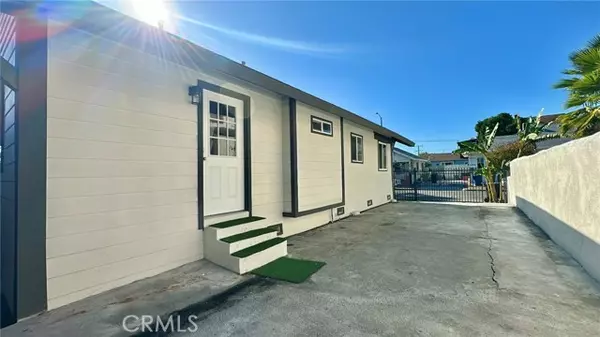 Los Angeles, CA 90011,2512 Stanford