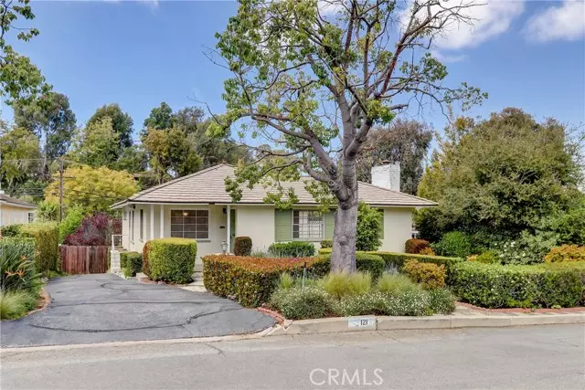 Palos Verdes Estates, CA 90274,121 Via Ardilla