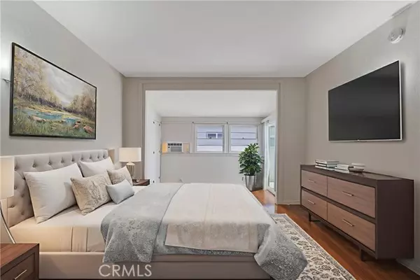 Los Angeles, CA 90064,10636 Ayres Avenue