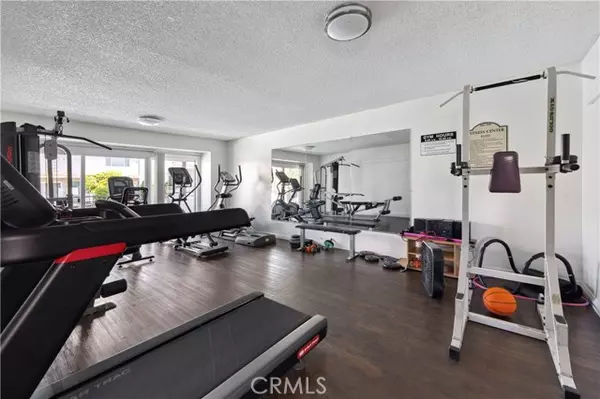 Torrance, CA 90503,3656 Garnet Street #326