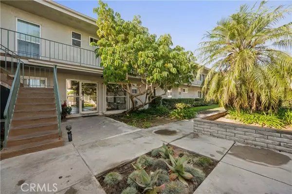 Torrance, CA 90503,3649 Emerald Street #210