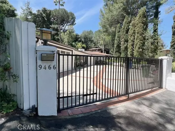 Beverly Hills, CA 90210,9466 Hidden Valley Place