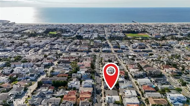 1025 7th St., Hermosa Beach, CA 90254