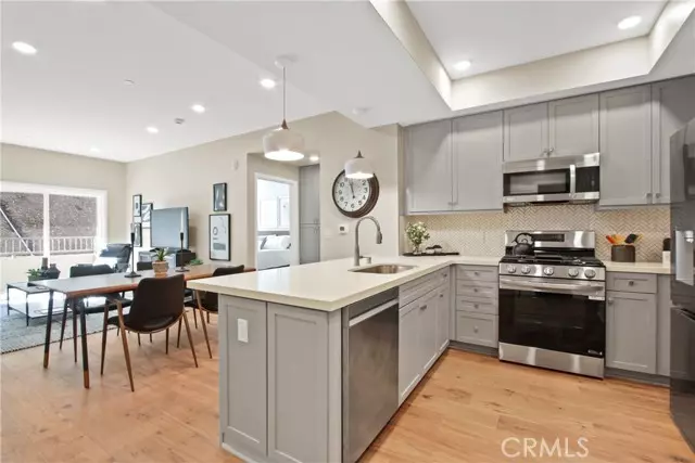 Rolling Hills Estates, CA 90274,927 Deep Valley Drive #112