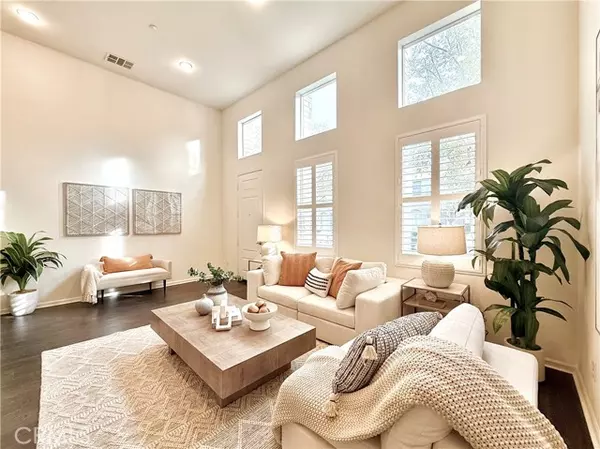 5547 Strand #103, Hawthorne, CA 90250