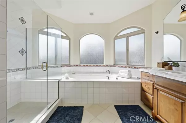 Manhattan Beach, CA 90266,1740 Ruhland