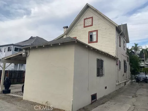 Los Angeles, CA 90006,1850 W 11th