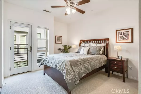 Hawthorne, CA 90250,12921 Mission Avenue #102