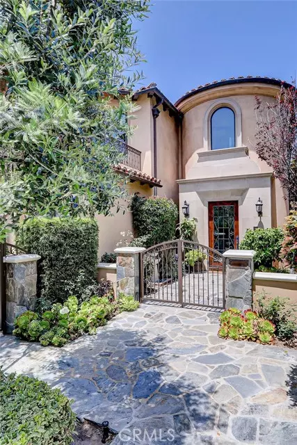 Manhattan Beach, CA 90266,853 6th