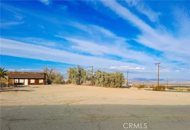 Twentynine Palms, CA 92277,5654 Adobe Road Place