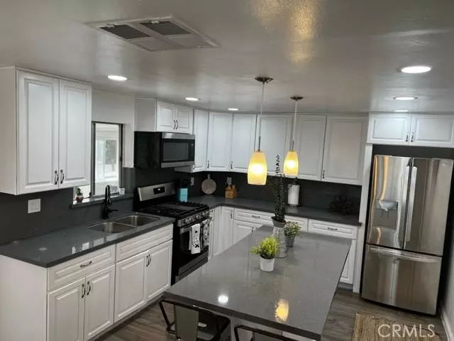 Cherry Valley, CA 92223,39081 Vineland Street