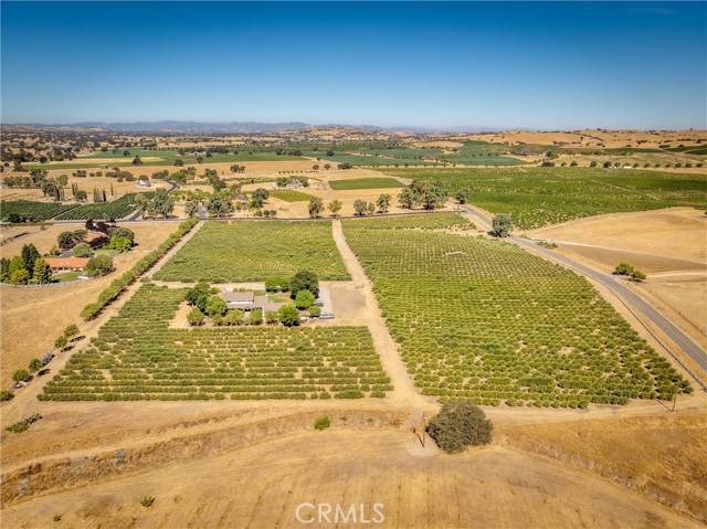 Paso Robles, CA 93446,5055 Rancho La Loma Linda Drive