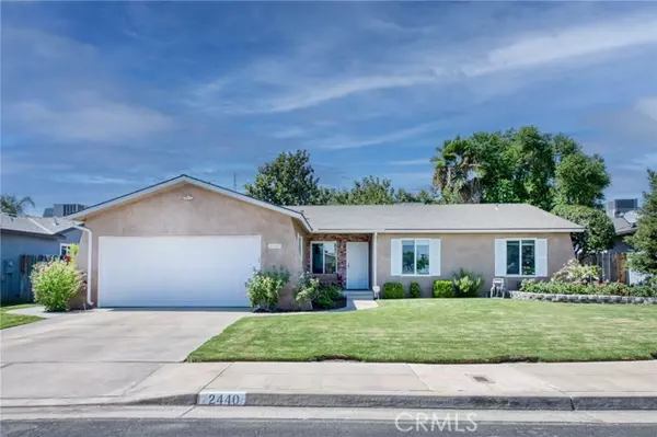 2440 Miami Avenue, Clovis, CA 93611