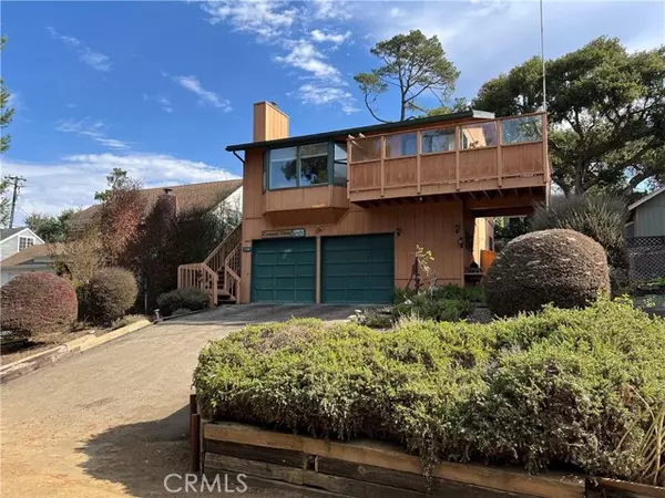 2570 Newport Avenue, Cambria, CA 93428