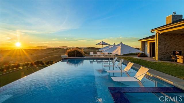 Paso Robles, CA 93446,888 Camino Vina