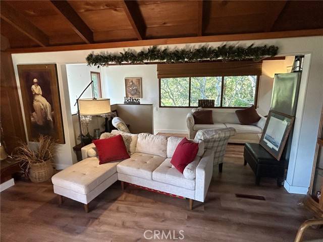 Cambria, CA 93428,925 Iva Court
