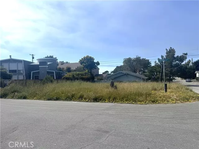 495 Worcester, Cambria, CA 93433