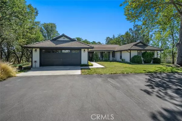239 Woodland Road, Paso Robles, CA 93446